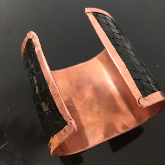 Genuine Leather Mermaid Scales Black Pure Copper Cuff Bracelet Handmade Custom - Picture 3 of 6